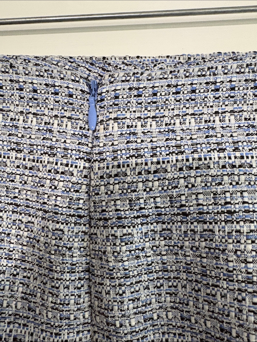 Kasper Blue and White Tweed Pencil Skirt - Picture 4 of 7